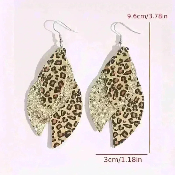 Vintage Triple Leopard Sequin Layer Earrings - Picture 3 of 3